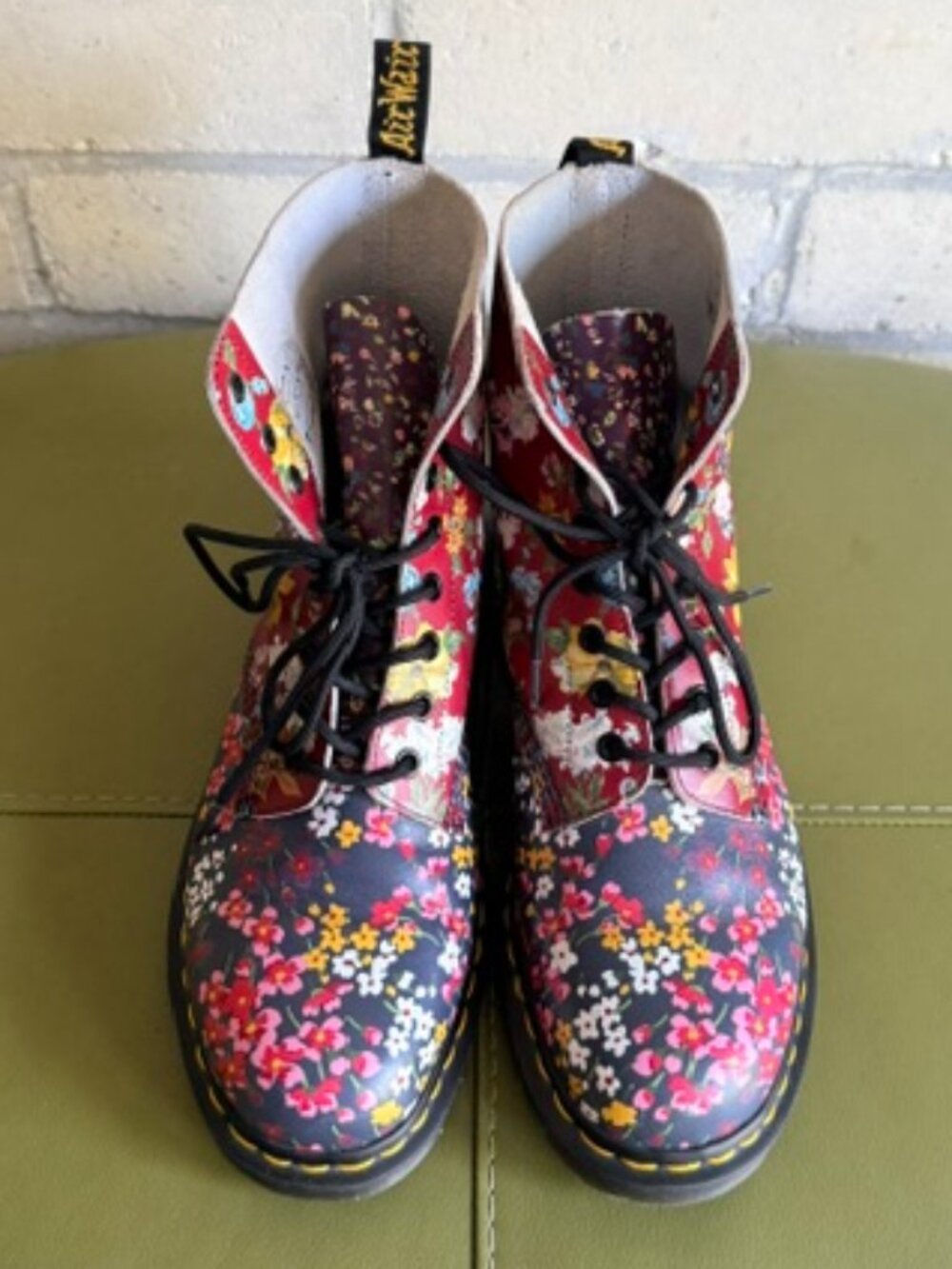 Dr. Martens 1460 Pascal floral boots size US W 11 / UK 9 GUC - Picture 4 of 12